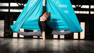 Aerial Yoga & More @ Glashaus Berlin